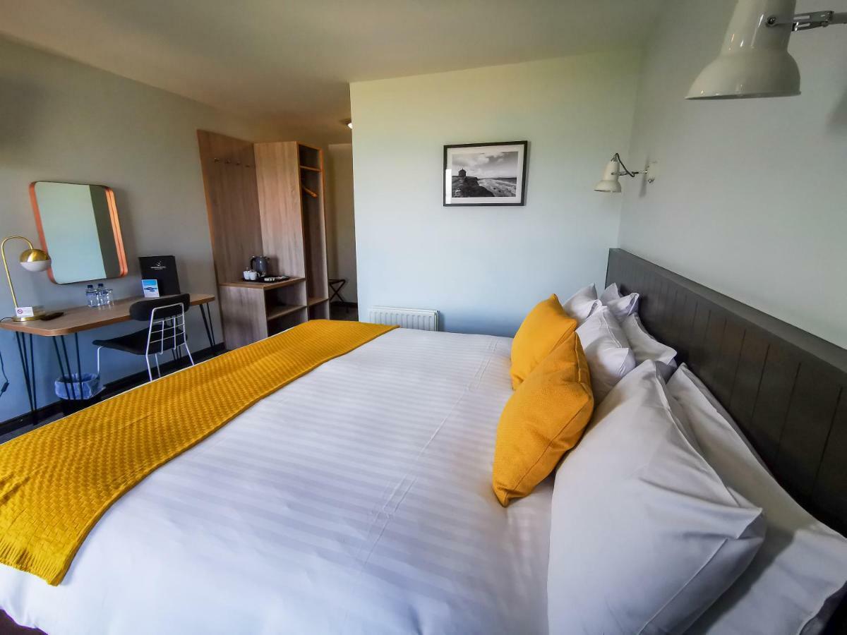 Marine Hotel Ballycastle Dış mekan fotoğraf